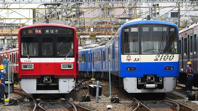 轨道暴走族 京滨急行电铁快特列车高速过站集合