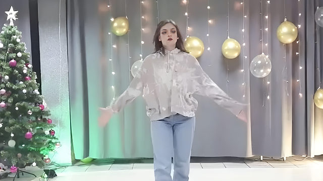 俄罗斯姑娘才艺表演24.01.10_画家(嘎贾)