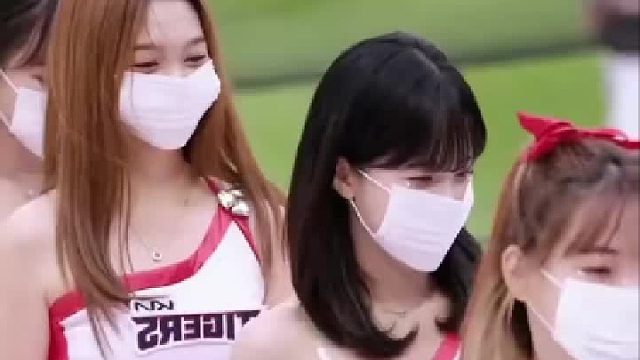 世界杯性感足球宝贝李多惠助阵，女神级别足球宝贝！