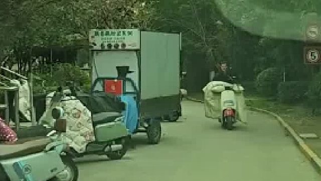 遇到占路的绝不手软