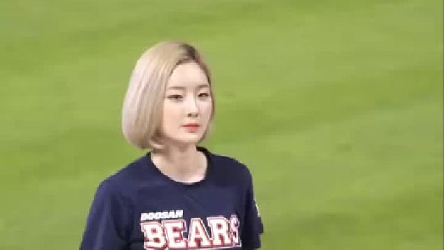 韩国足球宝贝现场热舞，燃爆世界杯！