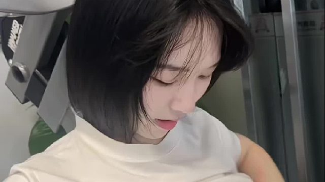 身材不用炫耀，实力看得见