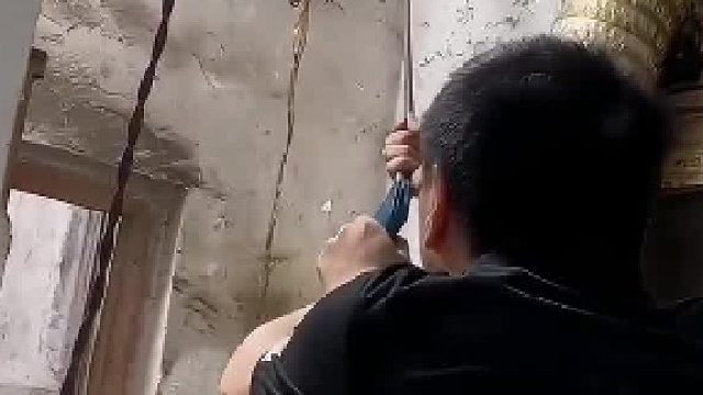 啊，直接穿过身体了啊