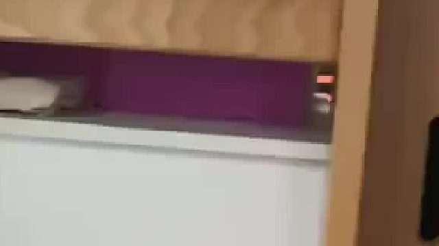 女子穿明制汉头戴幅巾，被父亲误会呵斥：你要再戴这个把腿打断