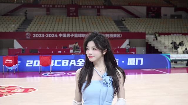请问BGM第一句歌词是什么