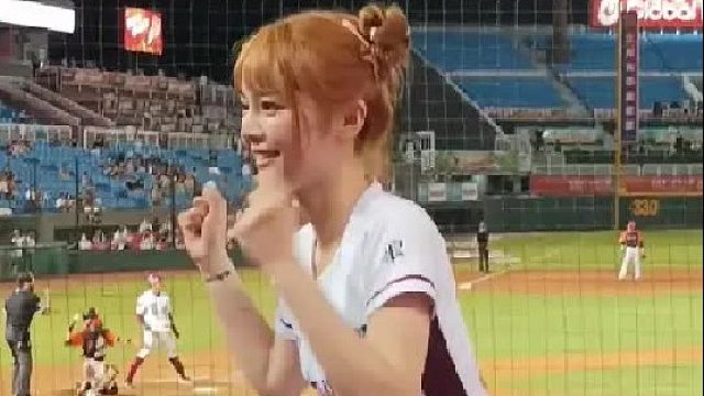 性感美女小姐姐热舞！