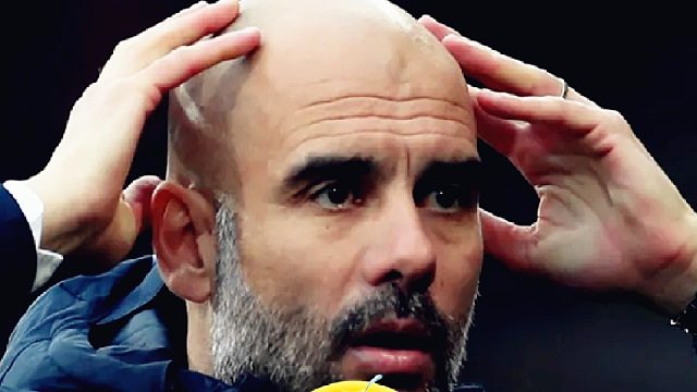 瓜帅表情包上线！曼城错失良机暴怒，被进点球蹲地抱头