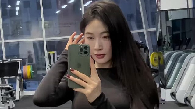 可以不结婚 也可以不谈恋爱 但不可以不健身 继续爱自己啊