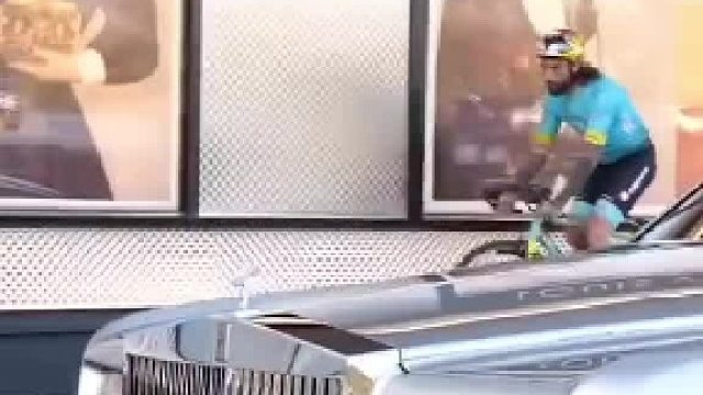 看到是崔克蝴蝶单车秒怂了。