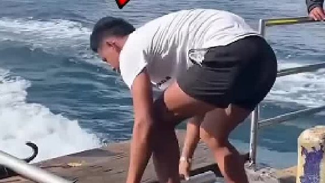 这活看起来危险，实际上一点也不安全