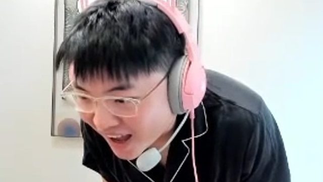 【Uzi】人才市场遇07年小孩巨快乐：Bin哥玩Bin鸟谁顶得住！乌兹：啥意思？年轻人的梗接不住啊！