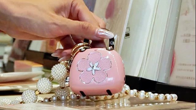 开学季礼物推荐！DOSS candy 小包包音响