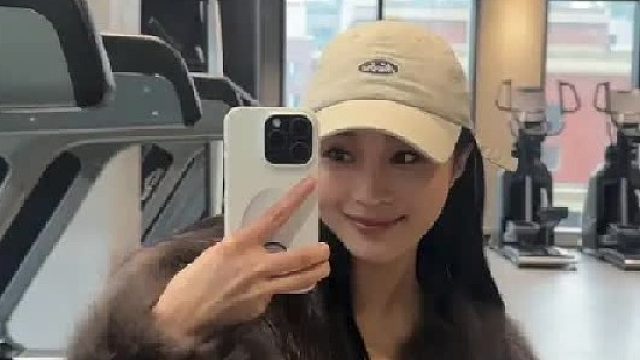 姐姐的腰，专治各种不心动