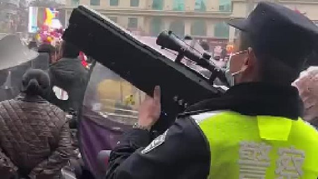 无人机被轻松击落