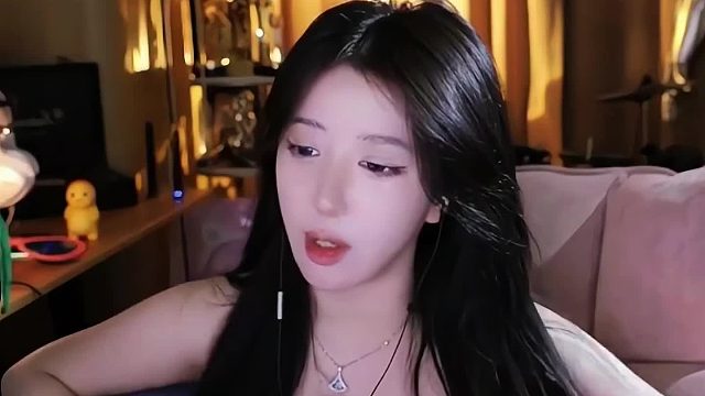 呆妹说出鉴别真假雷的方法，兄弟们不信，非要呆妹示范一下