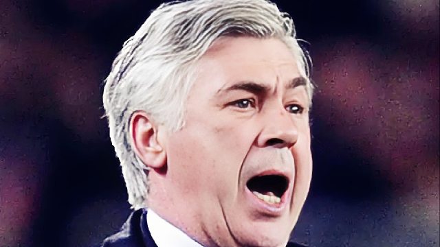 胆肥！皇马悍将鲁莽撞到老帅安切洛蒂，若无其事跑开