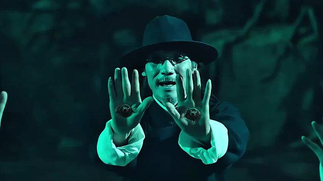 儿儿子为了还赌债，竟半夜挖开父亲的坟墓