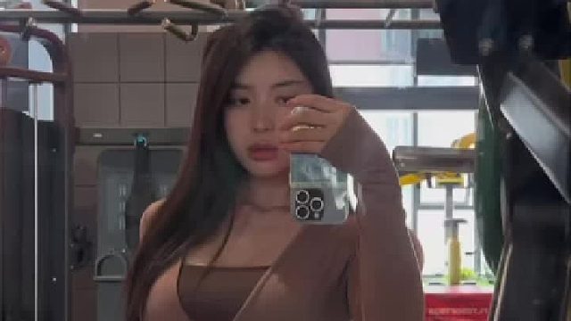 有马甲线 但不多