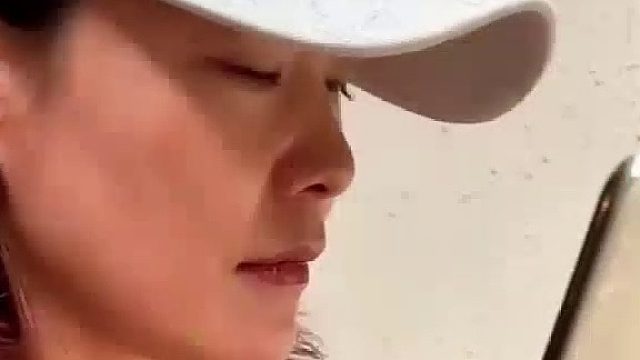 她饿了吧
