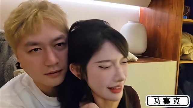 小酷锁喉妹子听声叫，没想直接听爽了