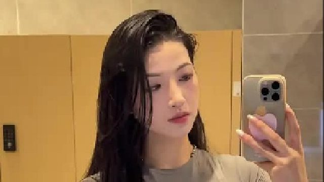 今天不开心没关系的 反正明天也不一定好过