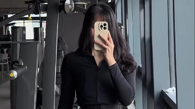 能跟上我的节奏，再靠近我