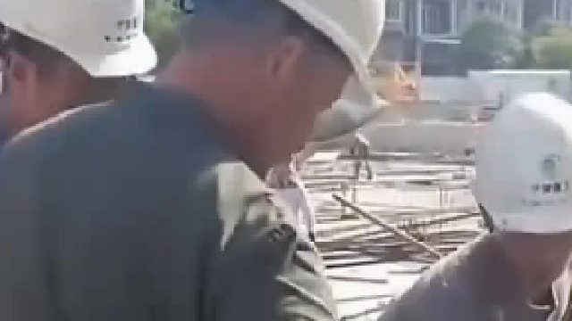 渴了一天的嘴里总得弄点味儿吧？