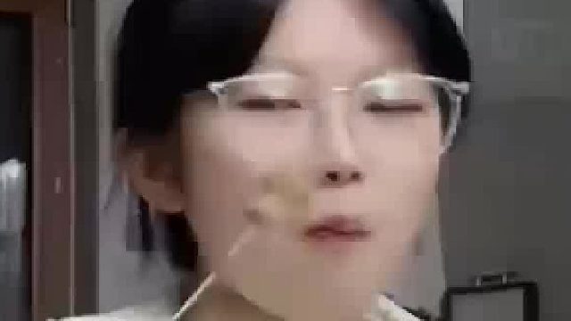 妈妈用亲身经历告诉女儿_爸爸是如何关心妈妈的身体