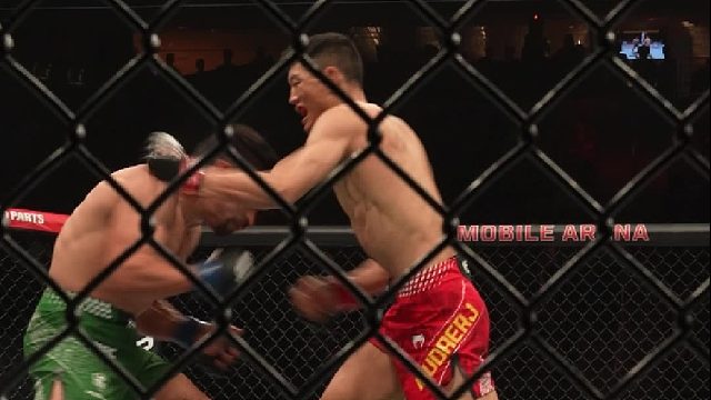 给拼拳的机会，但依然是苏木达尔基把握住了