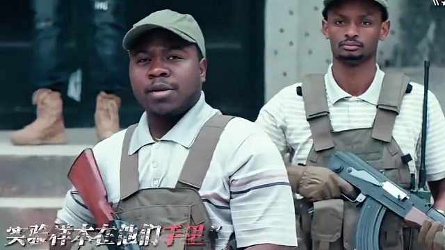 劫匪：我知道他们可能没带狙，但是我并不敢赌