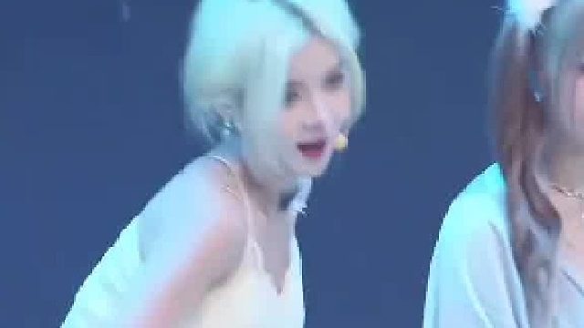 # 舞蹈 # 这谁顶得住啊 # 正常穿搭无不良价值观导向 “阁下又该如何应对？”