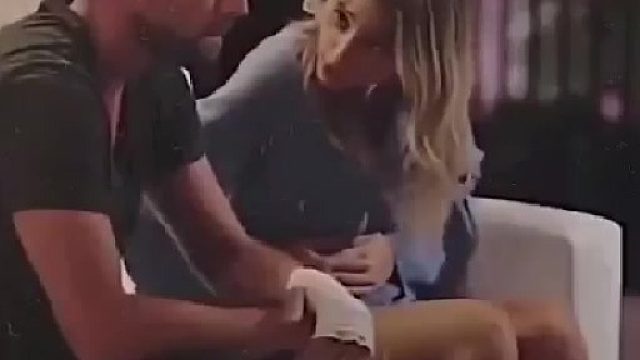 一眼不合就上手，男友力爆棚了