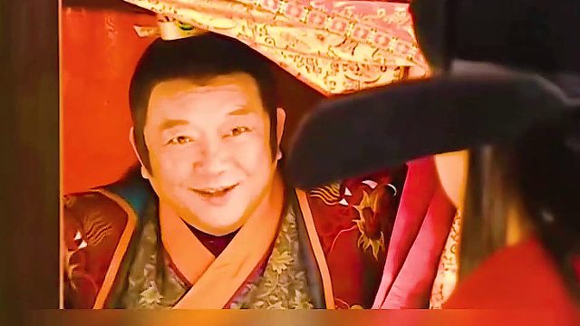 当了半辈子太监的魏忠贤没想到还能有儿子，小伙一跃晋升富二代