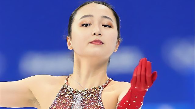 真美！朱易名场面：19岁时秀魔力转圈圈，转进了观众心里