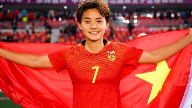 令人动容！王霜讲述女足精神：把命豁出去，也要把球保住