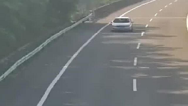 歪：妖妖灵吗？我要抱紧