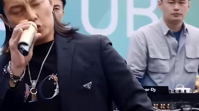 沈腾：我学过英语，就是有点不记得了！哈哈哈