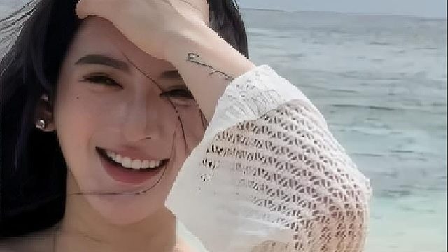 生来耀眼，不必低调