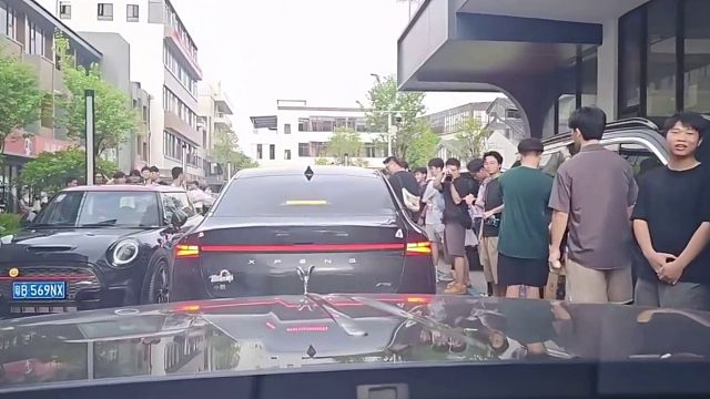 劳斯莱斯的回头率