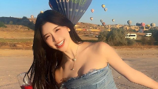 有点甜，有点欲，刚刚好