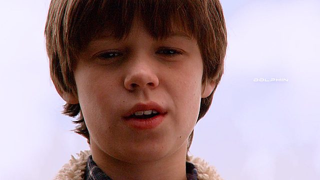 “男孩帮助同学硬核反击校园霸凌者，内容极度舒适！”