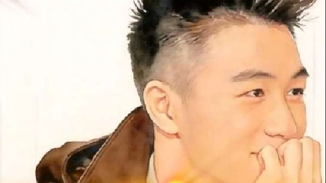 果然是一家人。