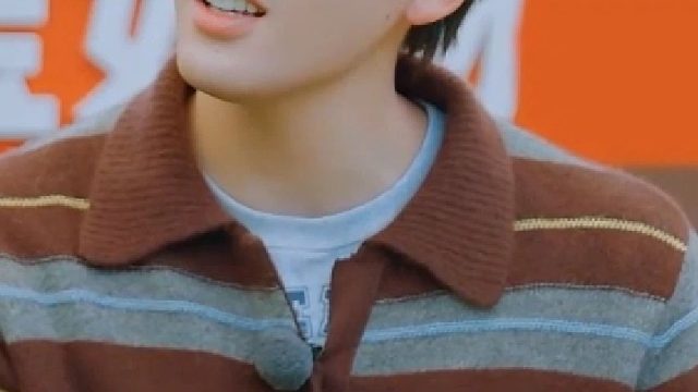 金晨：那时候你生了吗？