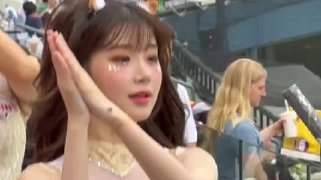 忽忧来忽忧去忽忧个小尕