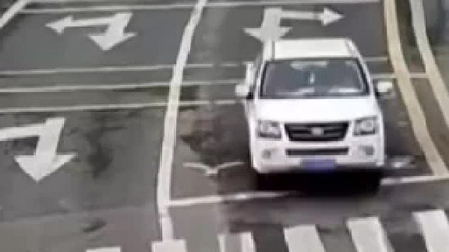 来帮忙看看，这个责任怎么划分？