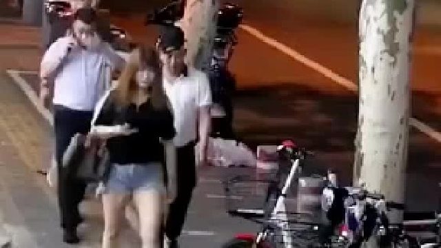 莫让盲道成“忙道”，善待每一位视障者！