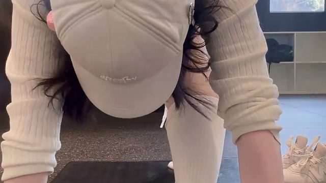 减脂第一天，大碗米线改成小碗米线。不够吃