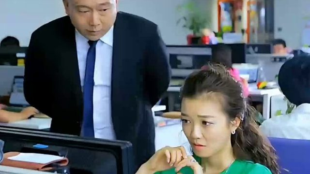 嘘嘘嘘…把领导嘘尿了！！哈哈哈