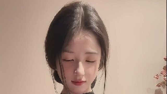 干净又高级的纯欲脸