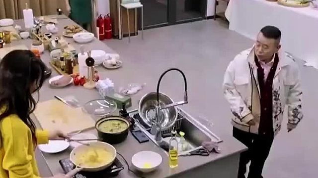 沙溢：糖糖孩子都有了，潘长江：难道我光忙着演戏了，忘了上网……哈哈哈